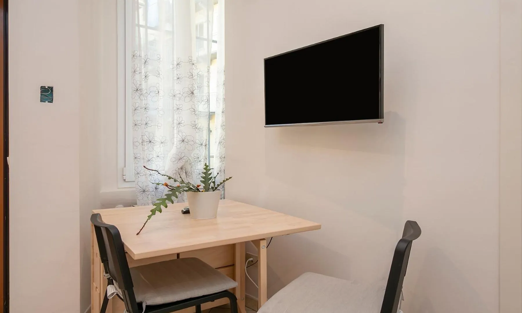 Ihost Cozy Studio - Melzo 5 Apartment Milan 0*,  Italy